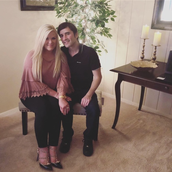 💁🏼MEET THE POSHER💕 - Picture 7 of 7